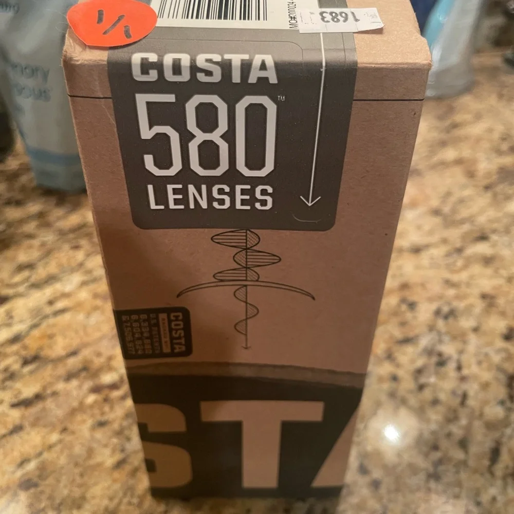 Costa Black and Blue Brine 580 Sunglasses w Box - Picture 2 of 10